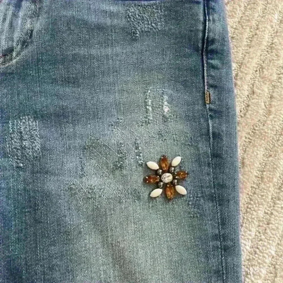 Zara High Rise Denim Blue Sparkly Bead Rhinestones Jewellery Distressed Size 4 - Picture 5 of 8